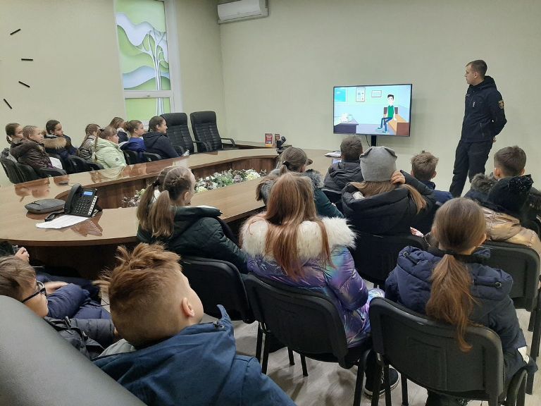 imgonline com ua Compressed 1f3L0TXJ02Y