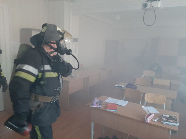 imgonline com ua Compressed vQv1UQ6XTwd