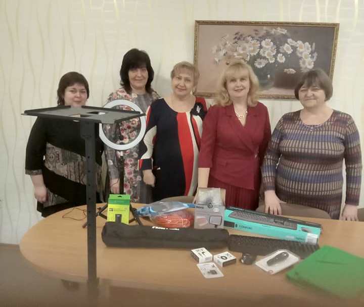 licej stusa podarki 8