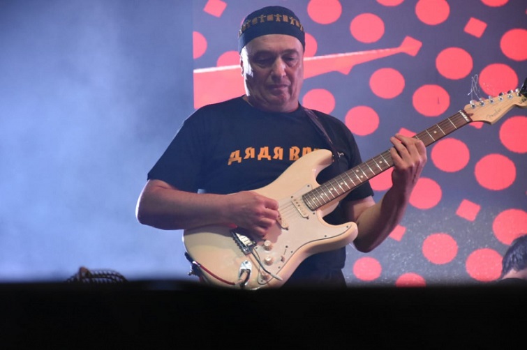 b2 2021 06 28 at 225331 2 820x360