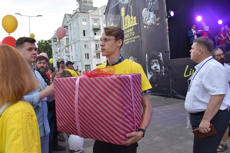 kramatorsk vupyskniyprostoneba 16