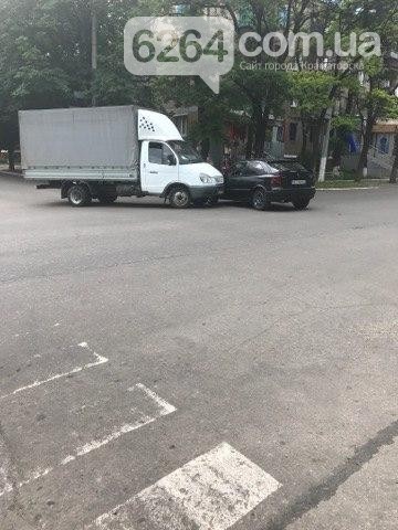 19141597 443151896044302 1294389003 n593e52b38d0a1