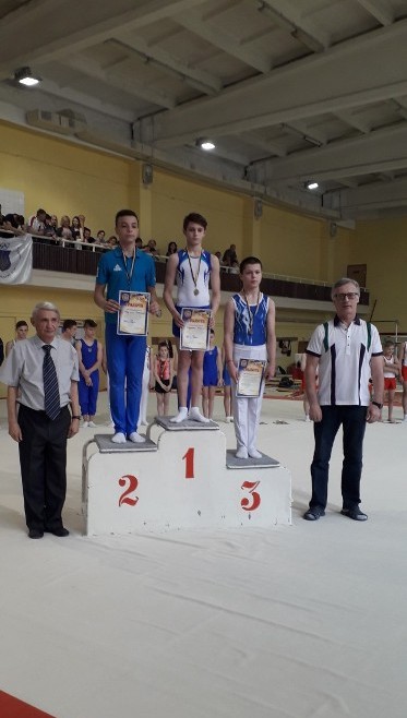 IMG bf3412ff0c62b5df8b798508d8b1d8c6 V