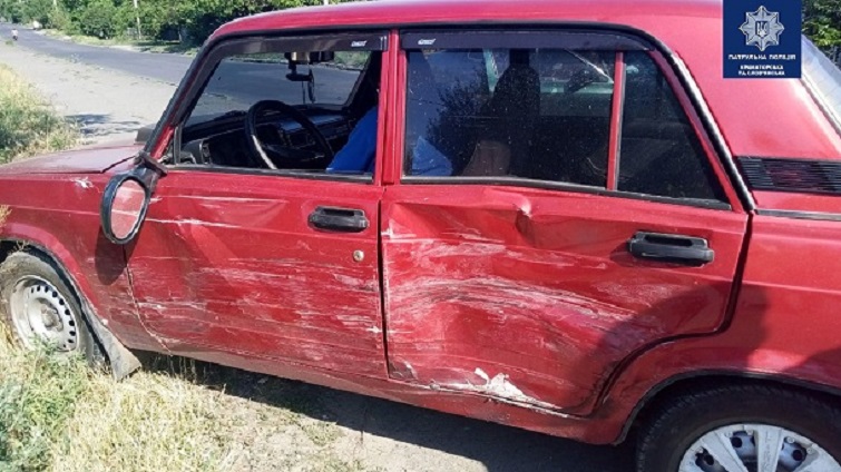 V Kramatorske na ulice Habarovskoj stolknulis dva avtomobilja 3